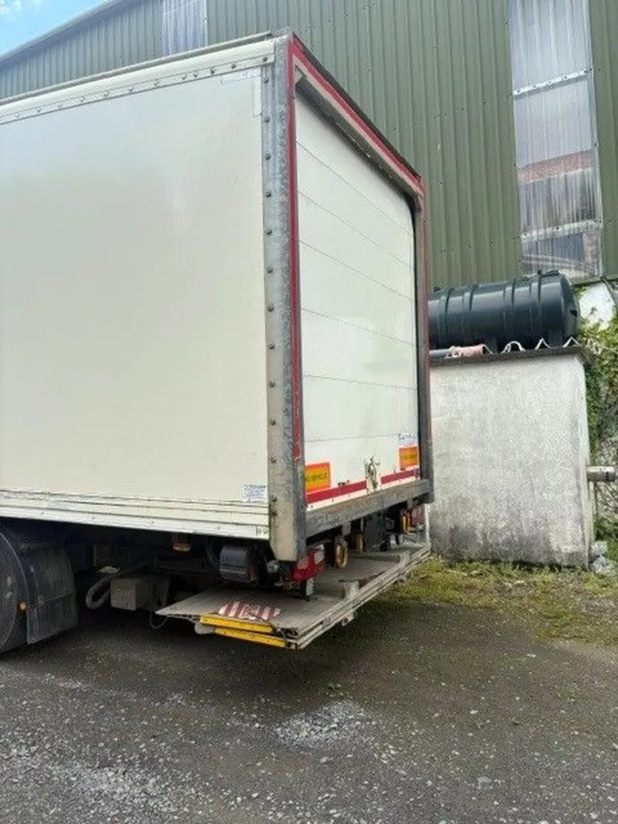 40ft Box Body Trailer - Image 2