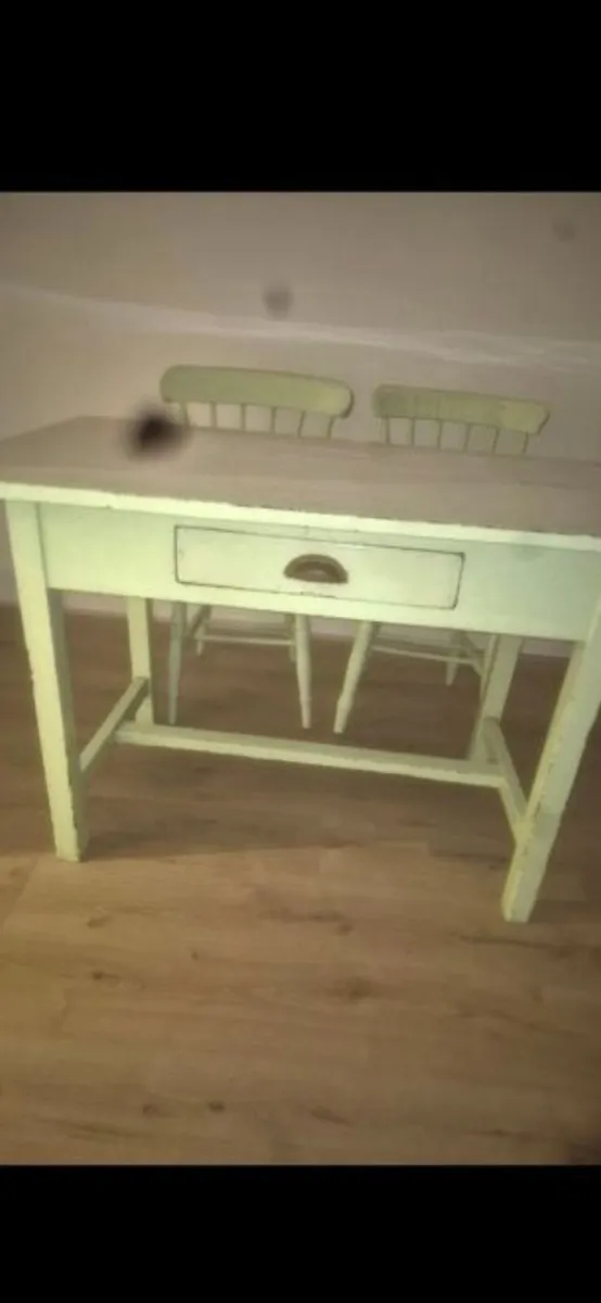 Mid century table and chairs - Image 2