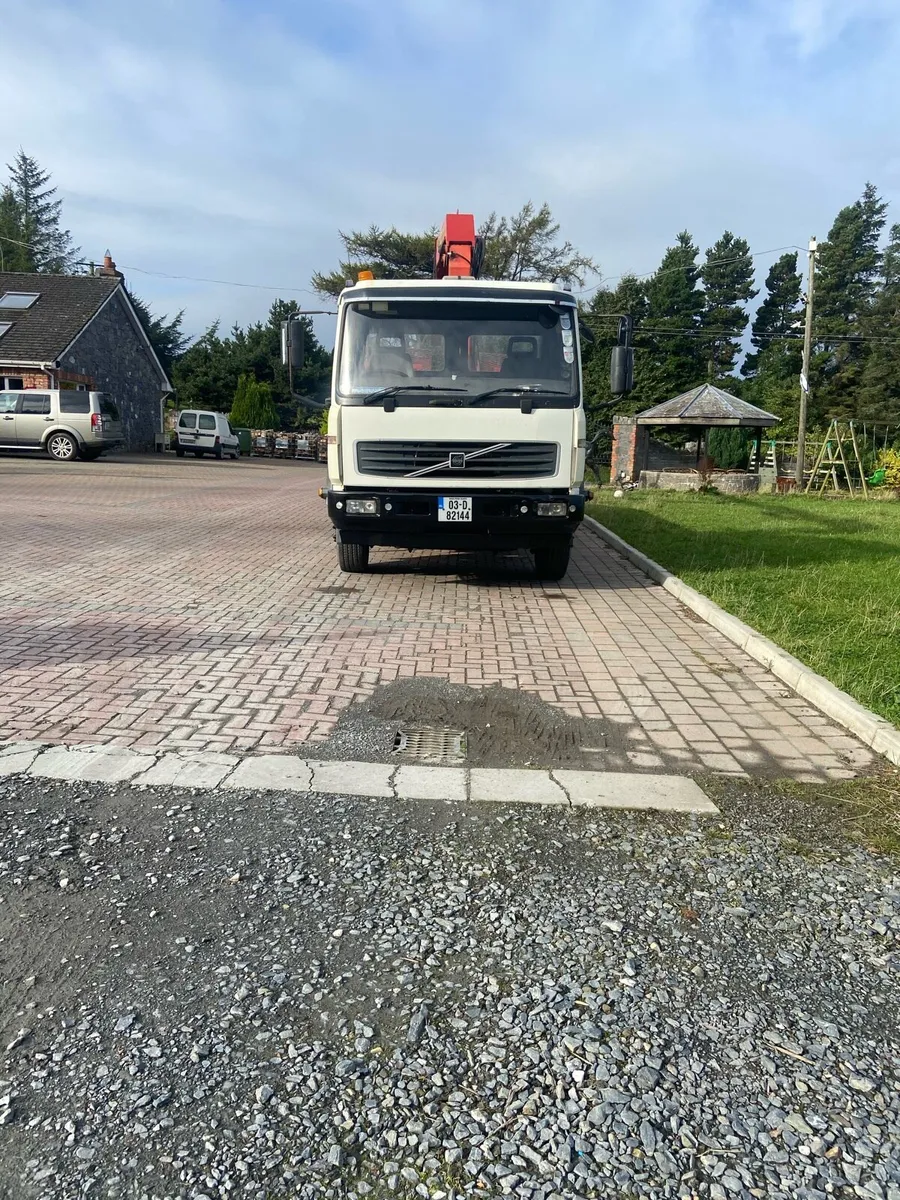VOLVO FL6 ONLY 88000 miles - Image 2