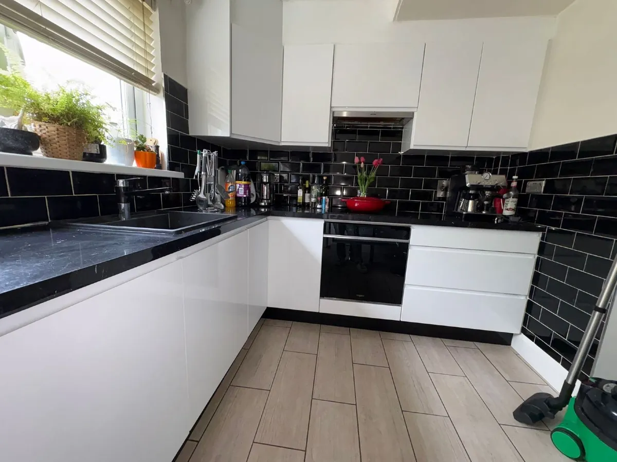 kitchen - Image 3