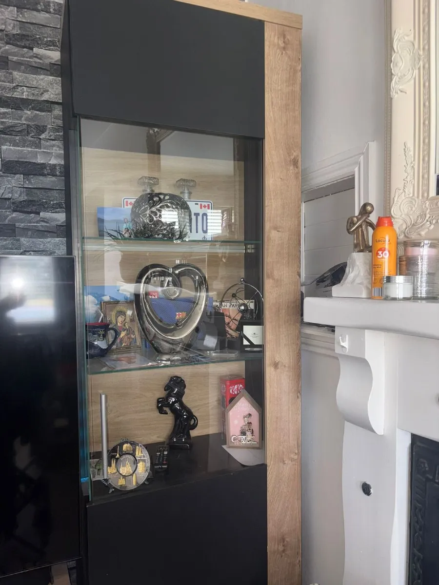 cabinet - Image 2