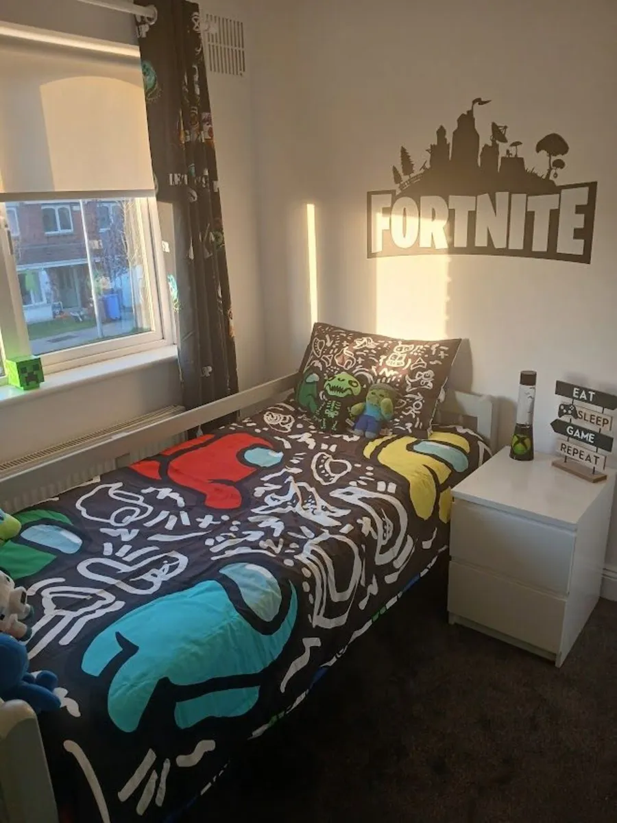 Bunk Bed/2 Single Beds  Inc 1 Mattress - Image 2