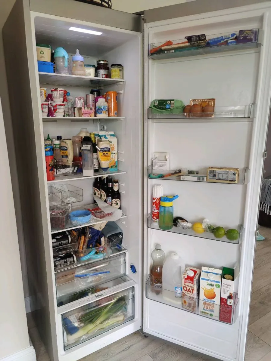NordMende RTL397RIXA+ Stainless Steel Larder Fridg - Image 2