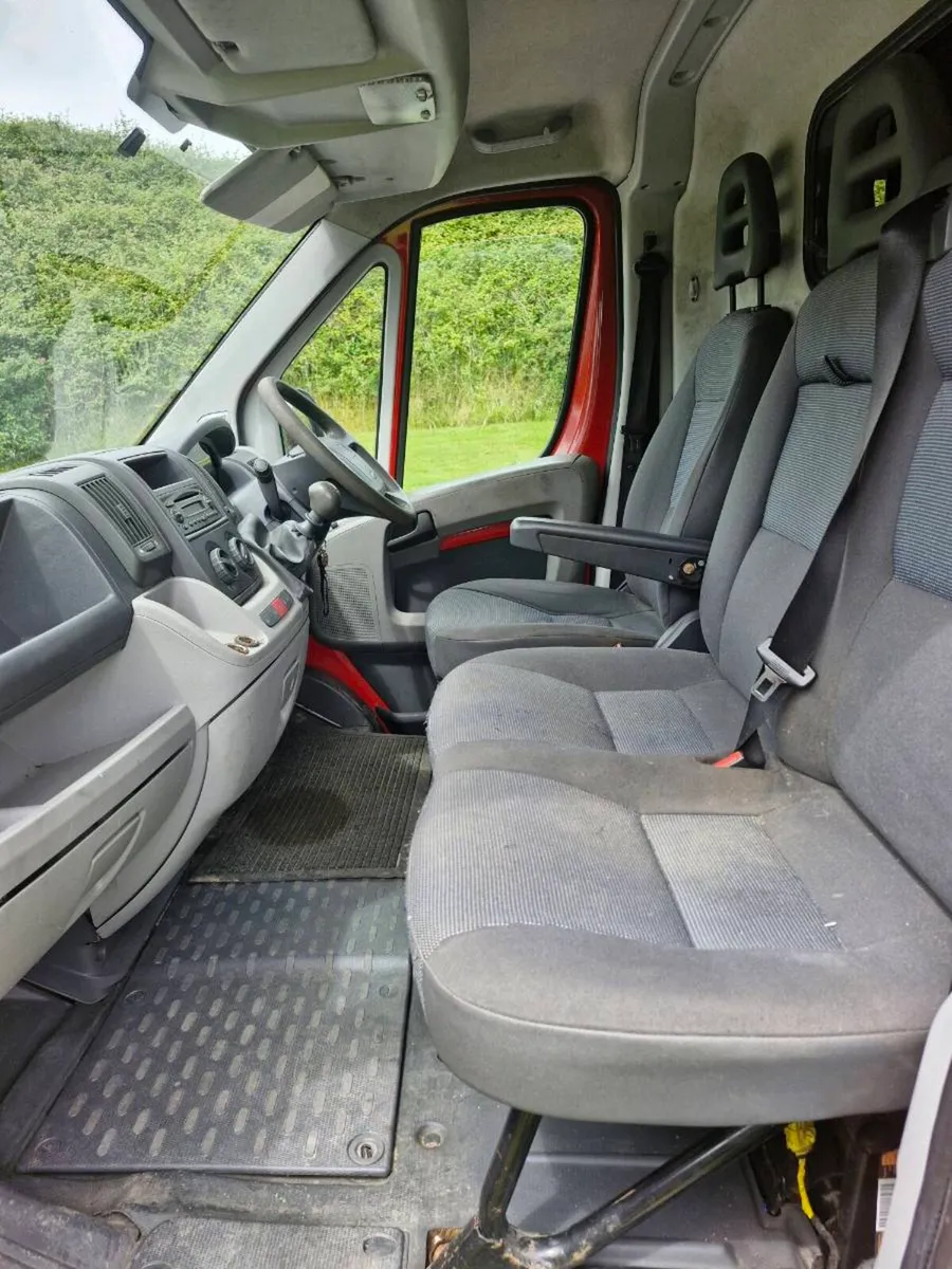 Boxer relay van  4000 ,    and 22 inch bmw alloys - Image 4