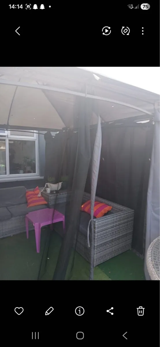 Gazebo with curtains - Image 2