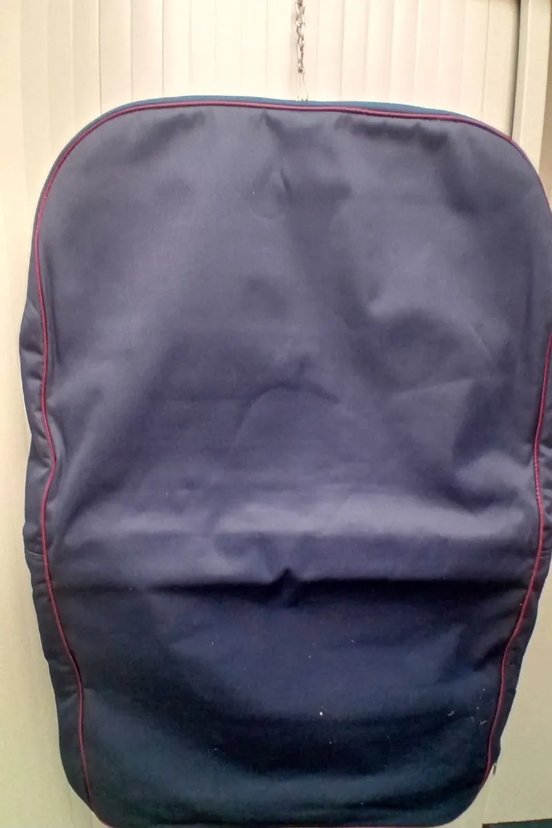 Suit Bag for Horse Shows. - Image 1