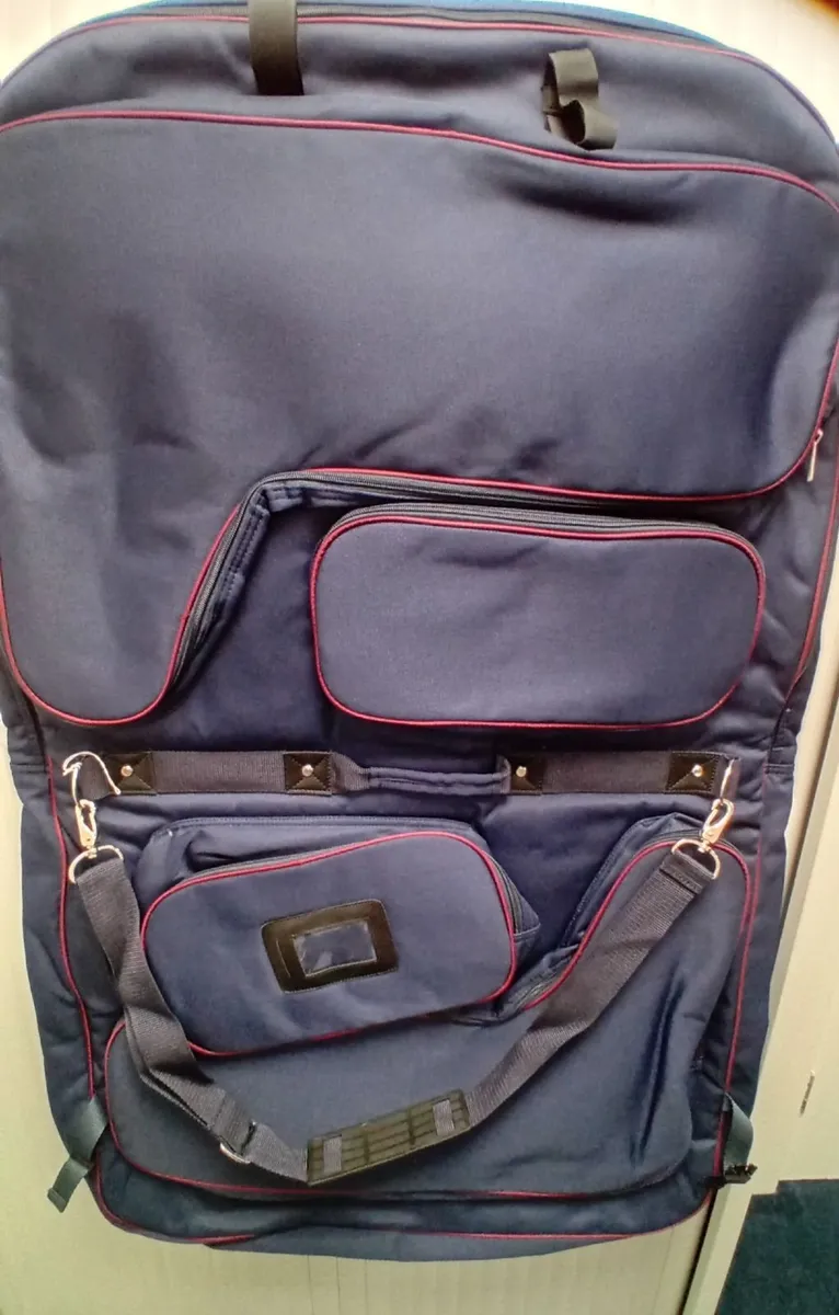 Suit Bag for Horse Shows. - Image 2