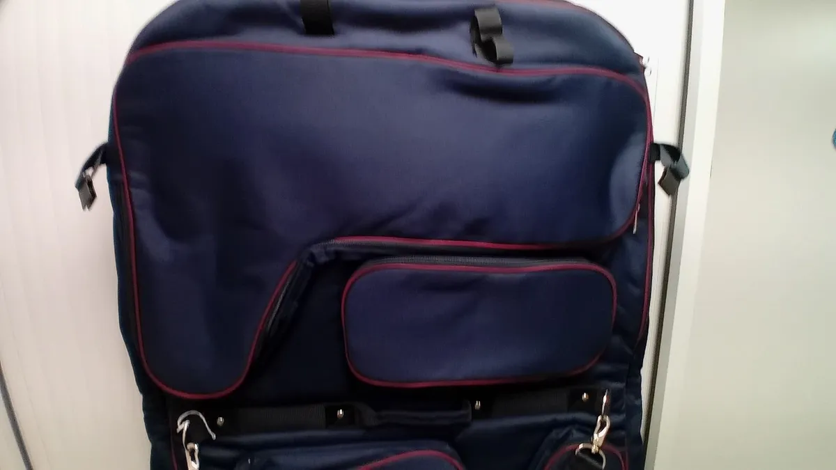 Suit Bag for Horse Shows. - Image 4