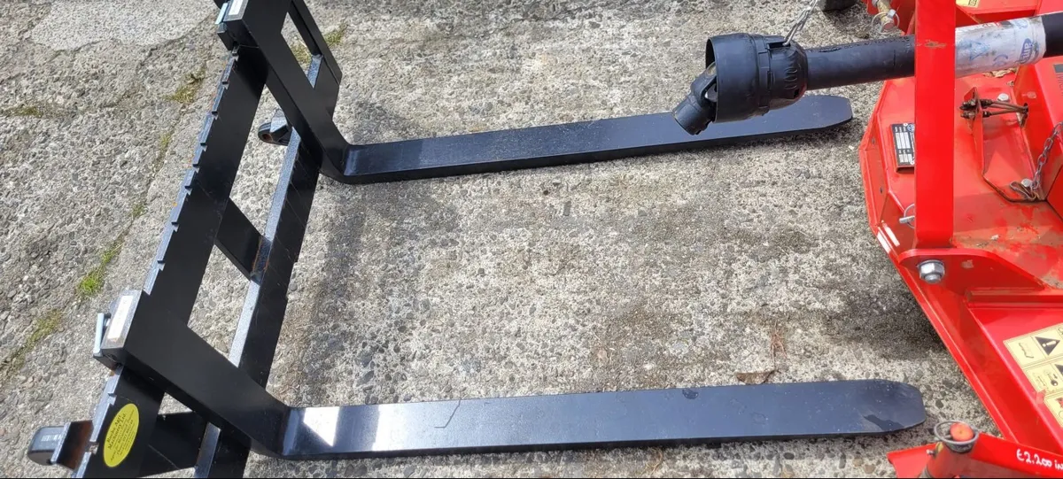 Rossmore Pallet Forks - Image 2