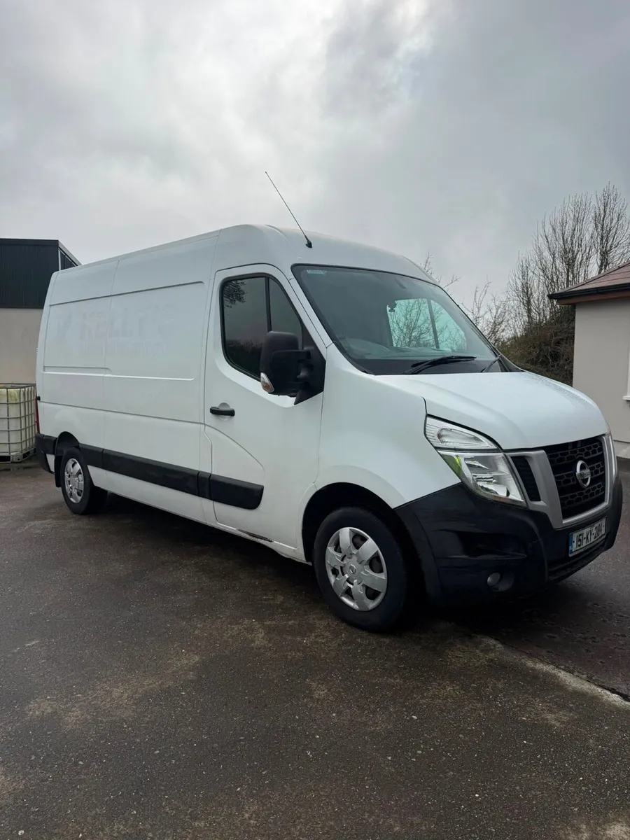 Nissan NV 400 - Image 1