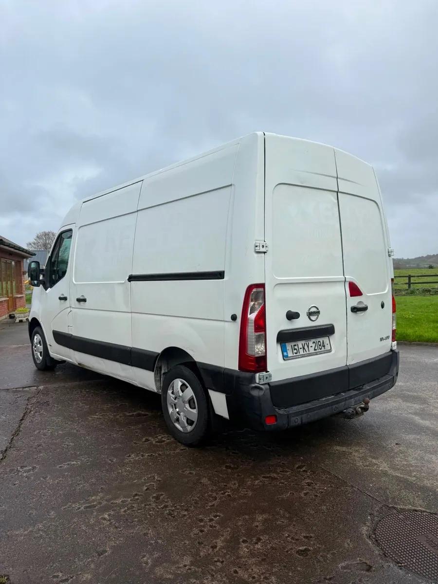 Nissan NV 400 - Image 2