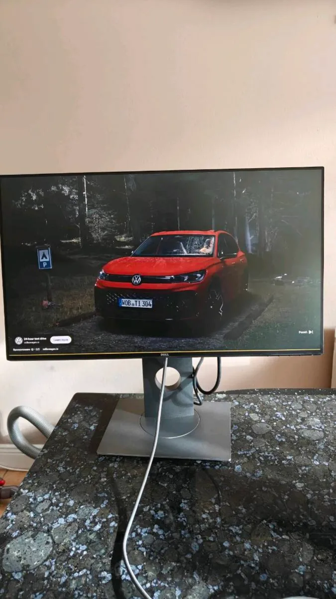 Dell U2417H 24" IPS Monitor - Image 1