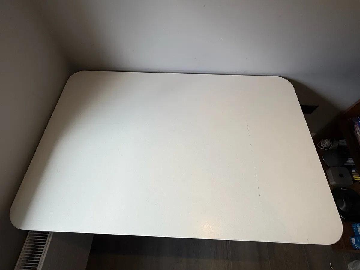 Office Desk -  Ikea Bekant - Image 2