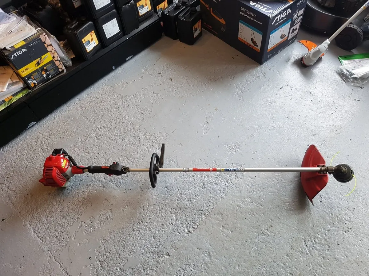MARUYAMA PETROL STRIMMER - FOR SALE - Image 3