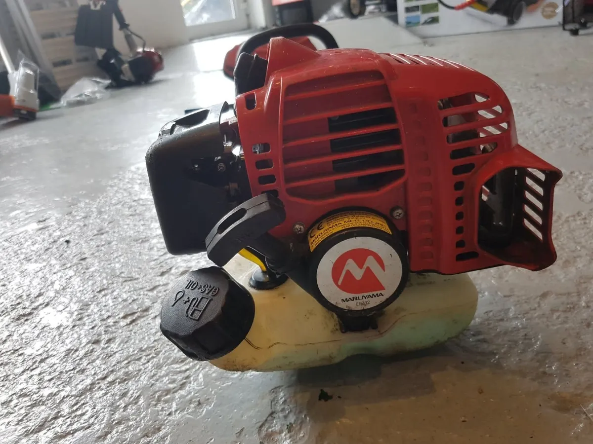 MARUYAMA PETROL STRIMMER - FOR SALE - Image 4