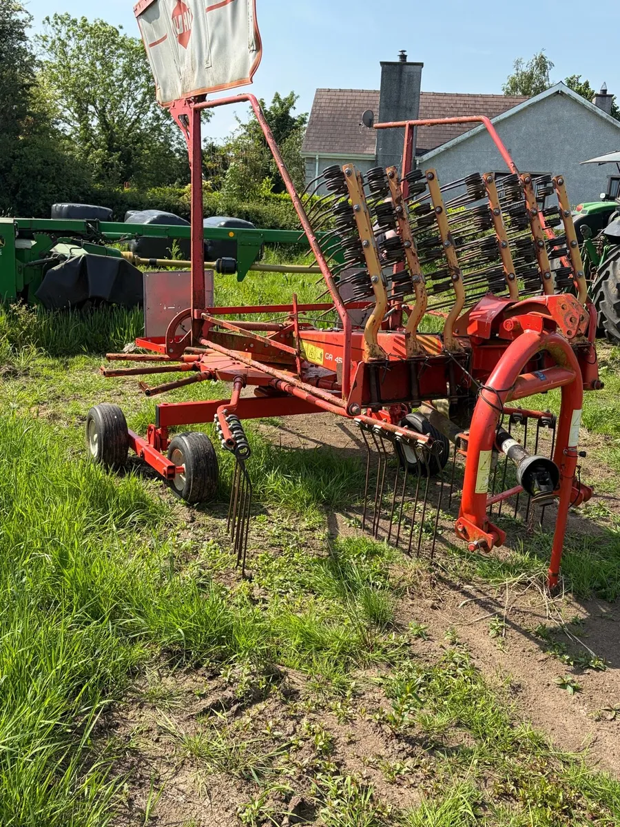 Kuhn 4.2m single rotor rake - Image 3