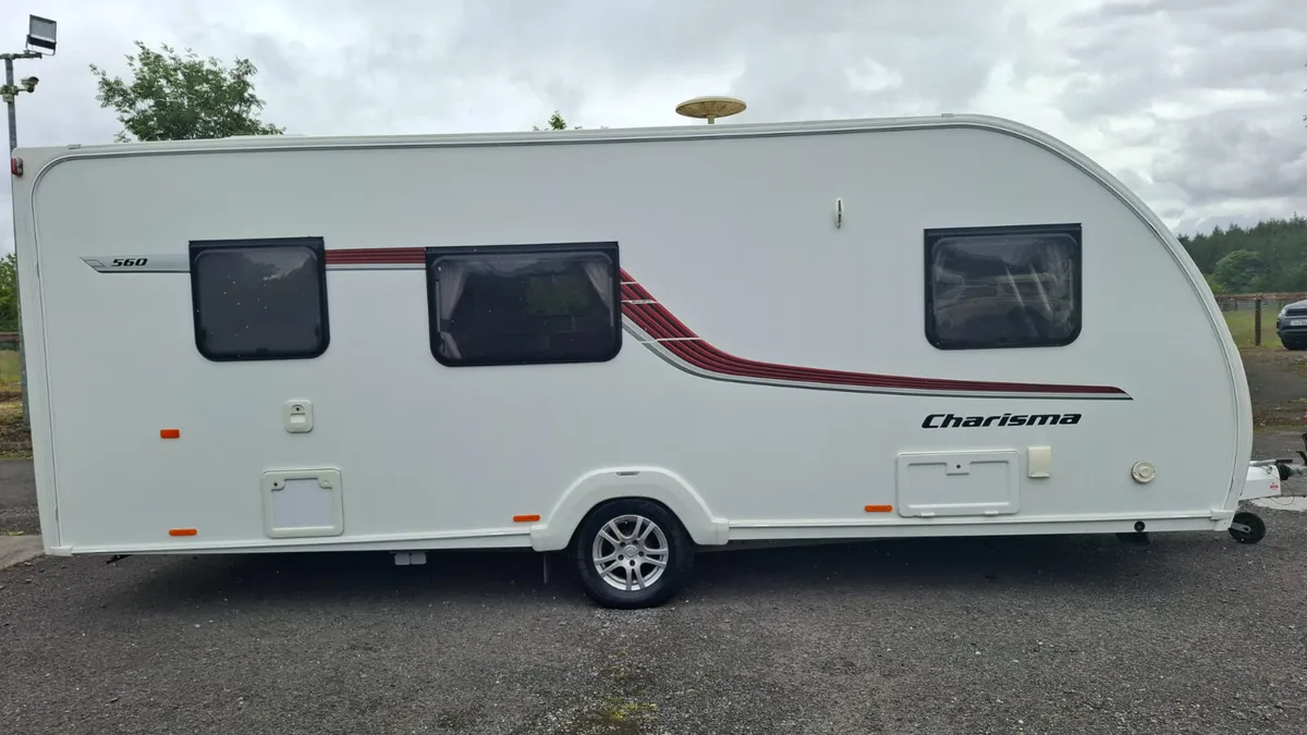 Swift Charisma 6 Berth Caravan - Image 3