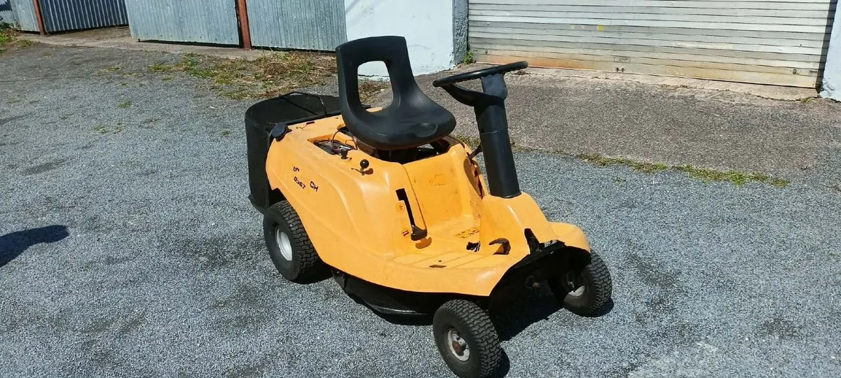 MCCULLOCH RIDE ON MOWER - FOR SALE - Image 1