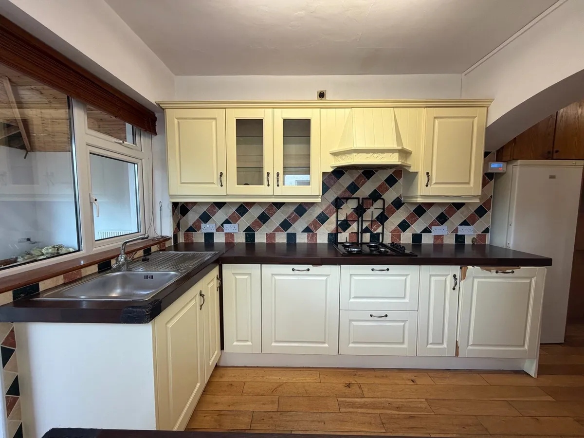 Kitchen - Image 3