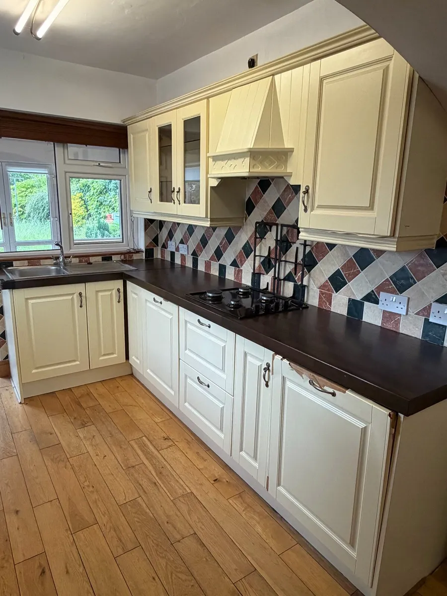 Kitchen - Image 1