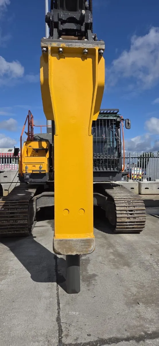 Atlas Copco 4700 Rockbreaker - Image 2