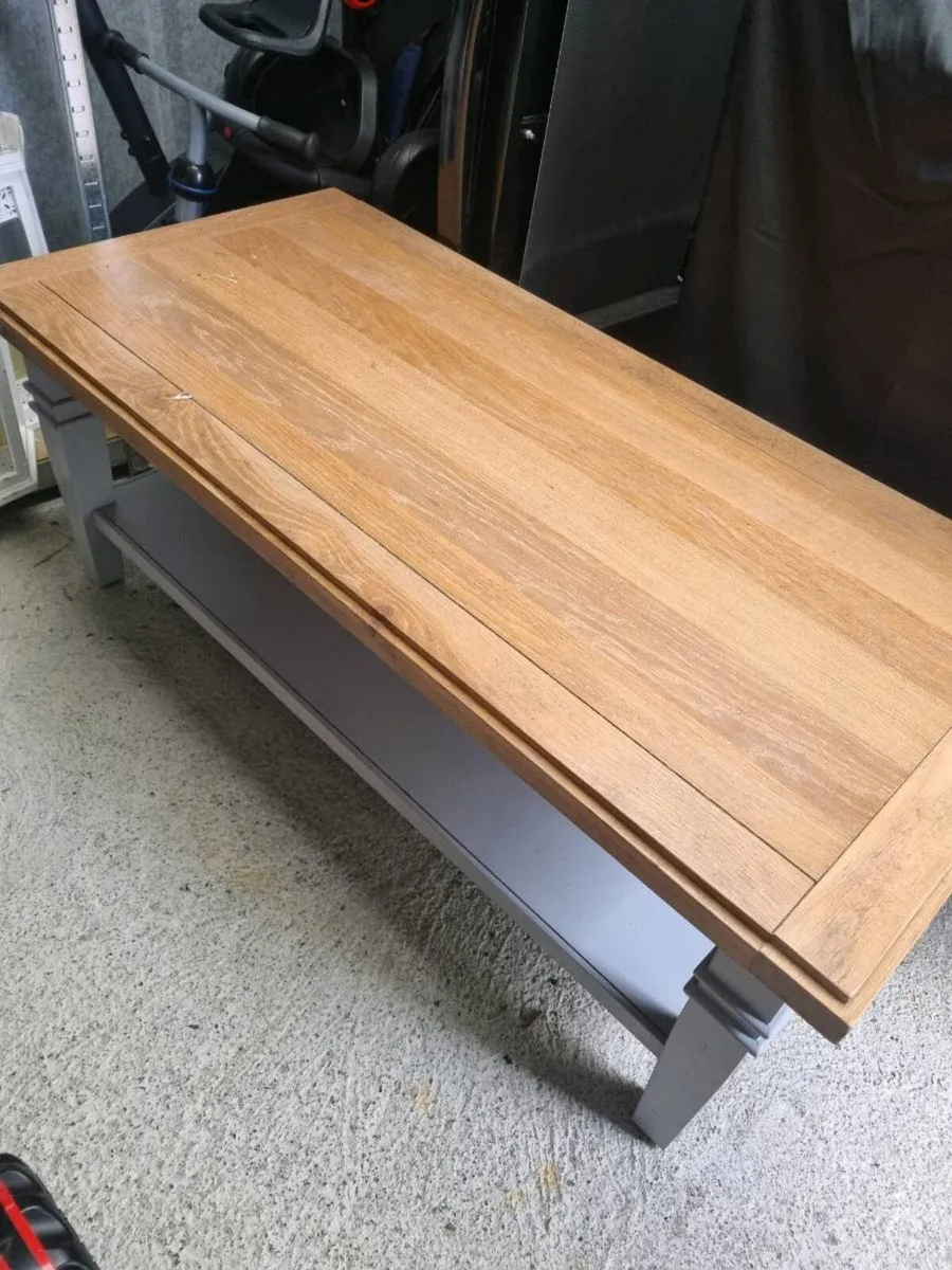 Coffee table - Image 1
