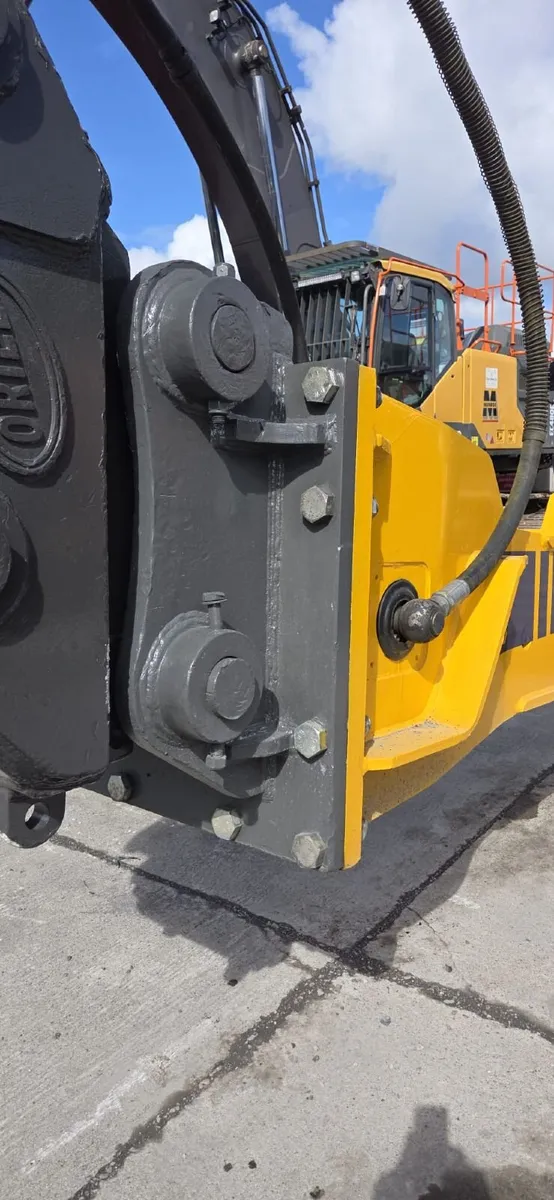 Atlas Copco 4700 Rockbreaker - Image 3