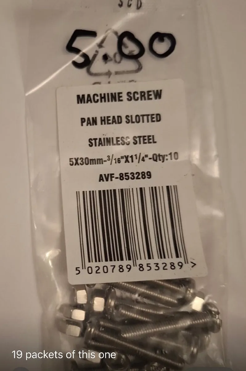 Job lot: over 160 packets of screws, nails etc - Image 1