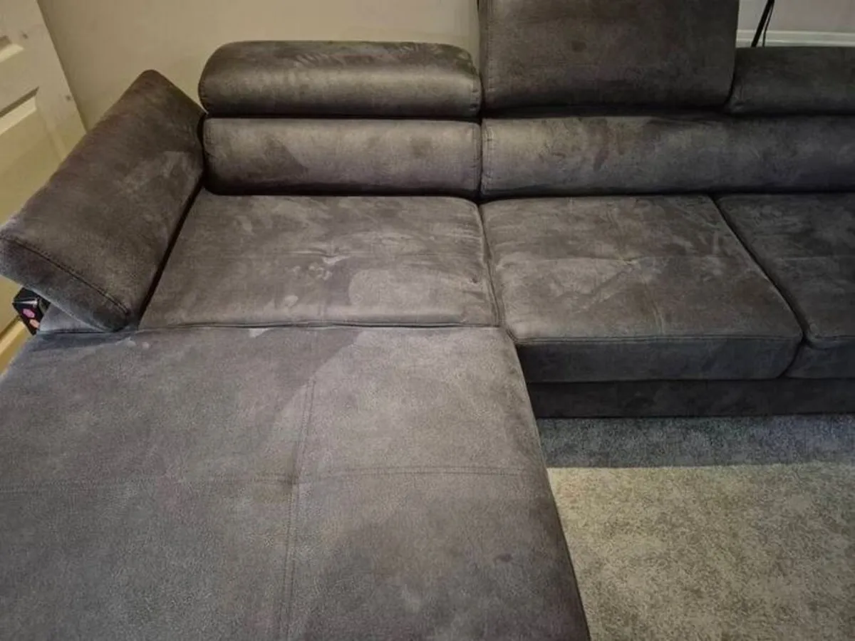 dark grey corner sofa with sleeping and storage - Image 4