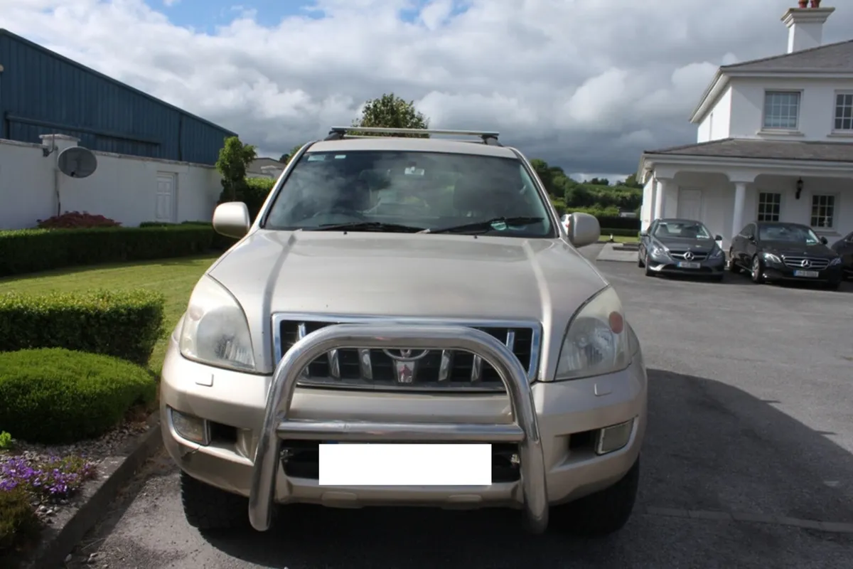 Toyota Land Cruiser LWB 3.0L Jeep, 2007 - Image 1