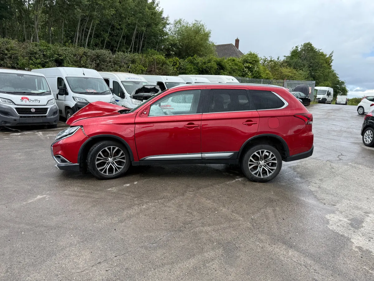 2016 Mitsubishi Outlander 2.3 GX3  -D 7 seater DSL - Image 1