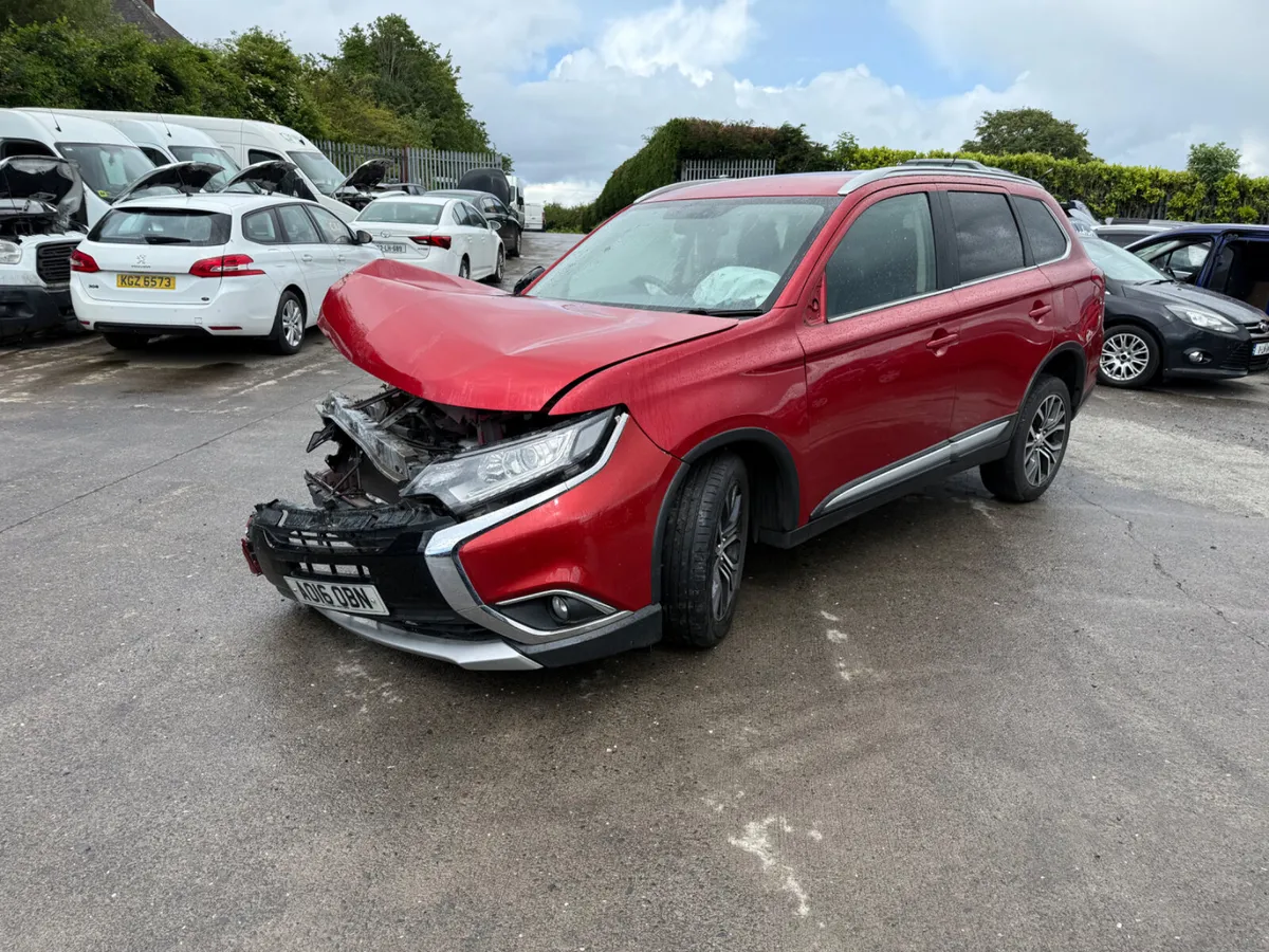 2016 Mitsubishi Outlander 2.3 GX3  -D 7 seater DSL - Image 3