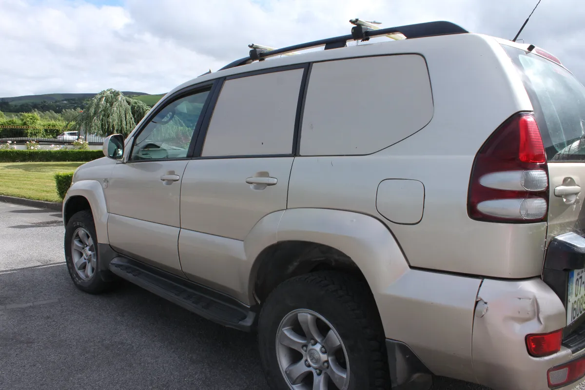 Toyota Land Cruiser LWB 3.0L Jeep, 2007 - Image 4