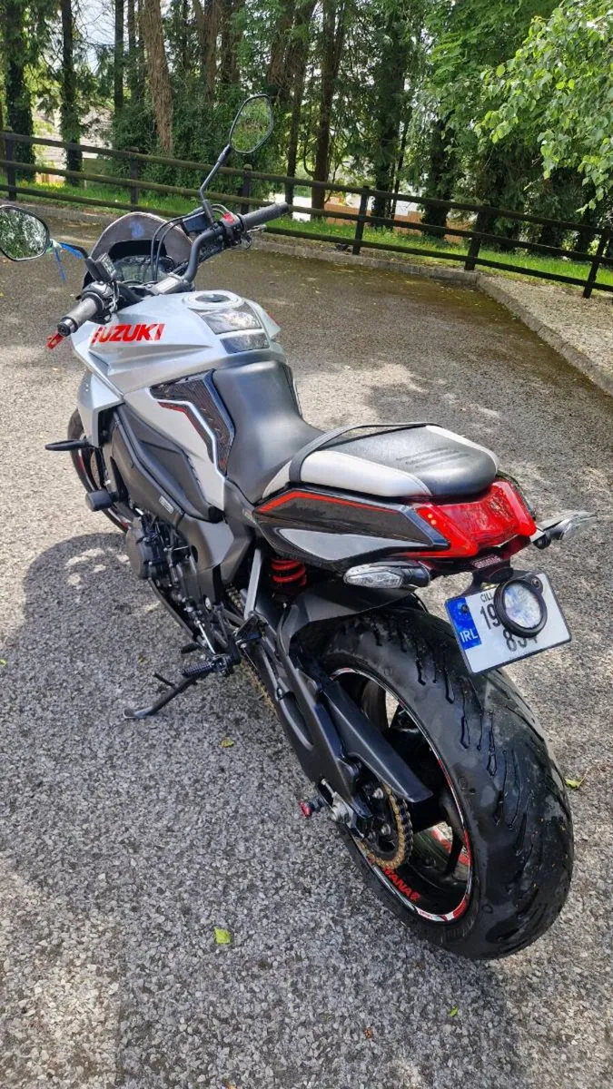Motorcycle - Image 3