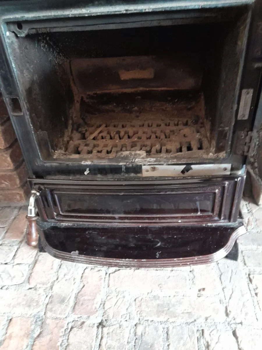 Stove - Image 2