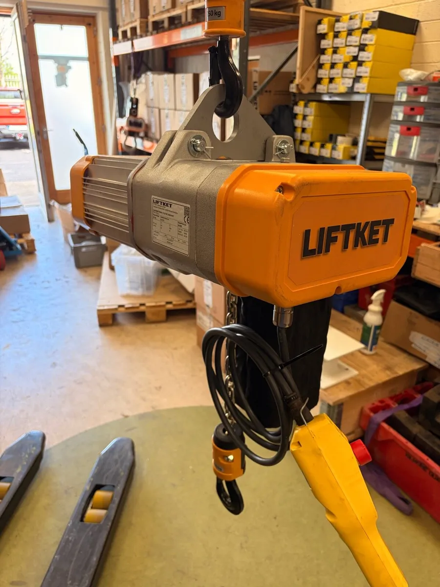 Liftket Electric 500kg Hoist - Image 3
