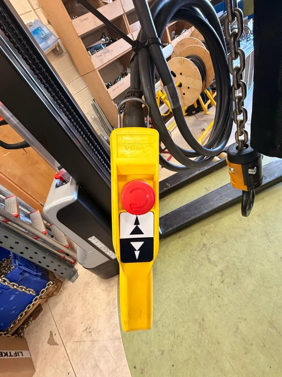 Liftket electric 500kg hoist - Image 3