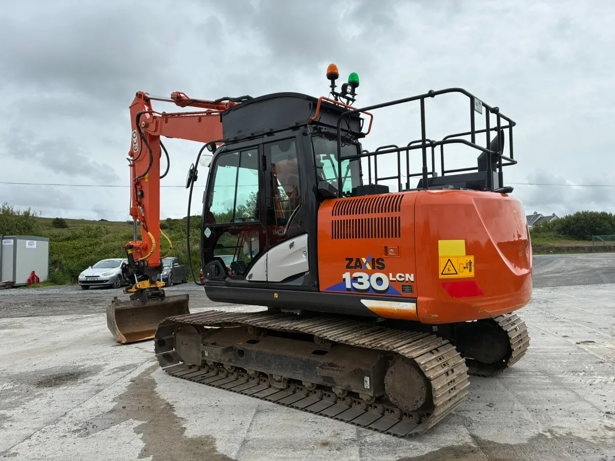 Hitachi ZX130-6 - Image 1