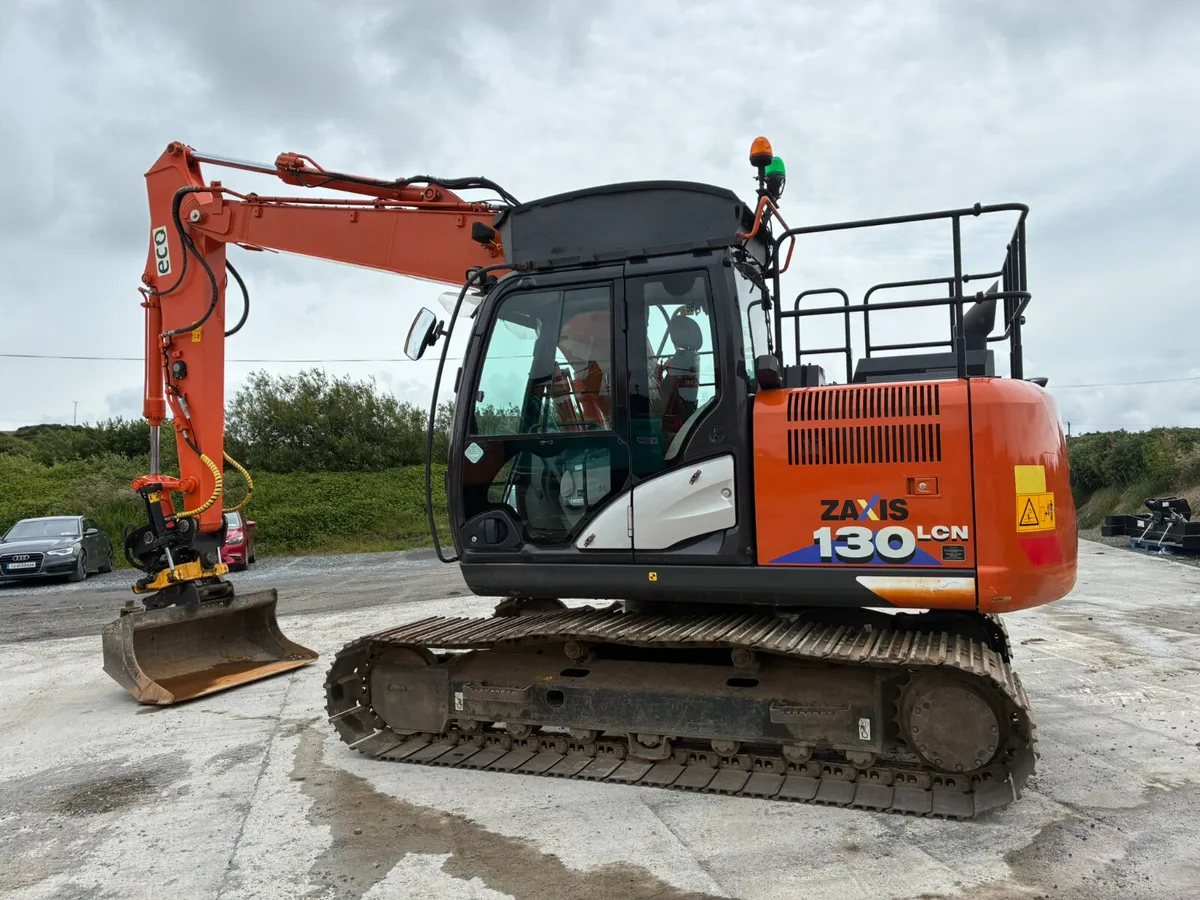 Hitachi ZX130-6 - Image 2