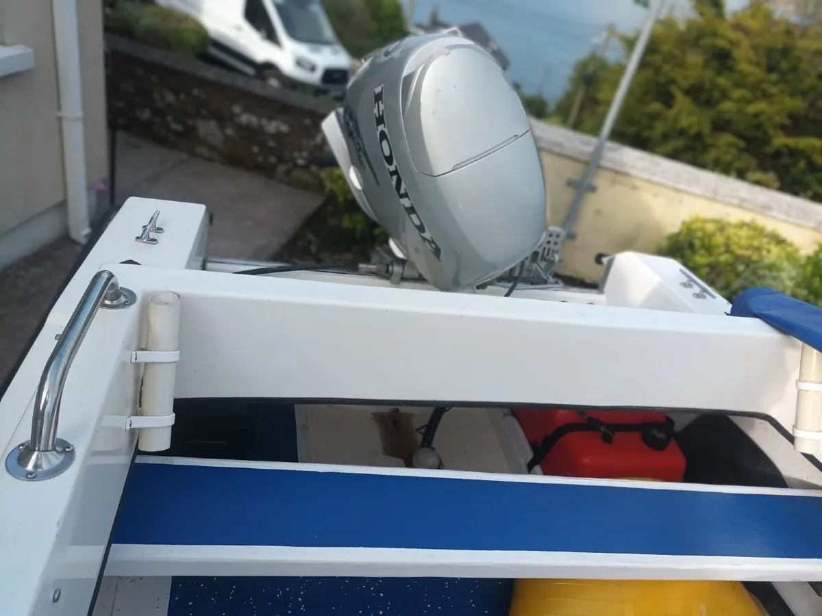 Boat - Image 4