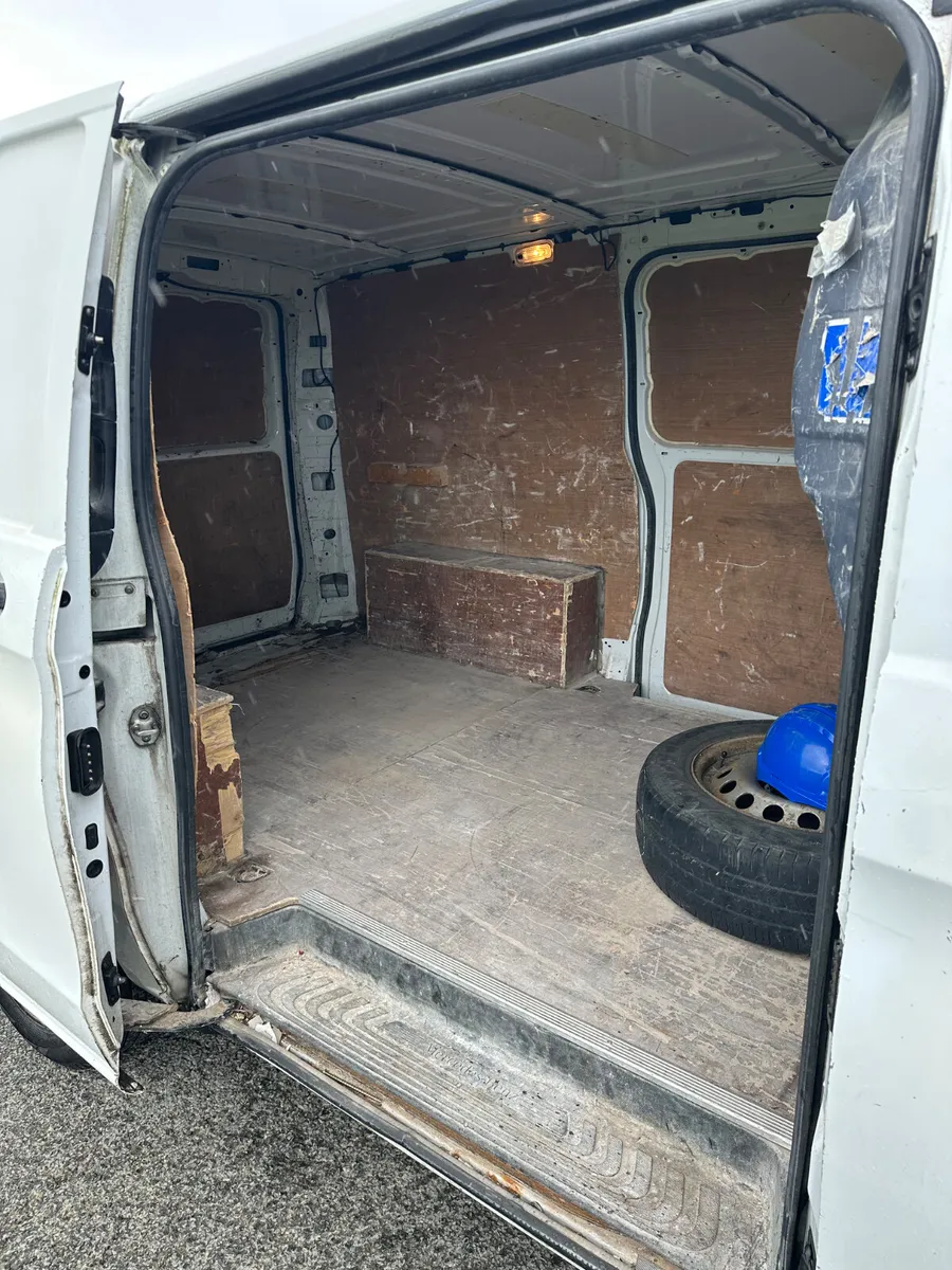 Mercedes-Benz Vito 2017 DOE 11/26 - Image 4