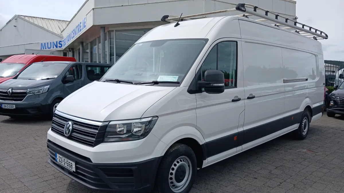 221 VW CRAFTER XLWB 16FT CARGO LENGTH,ROOFRACK - Image 2