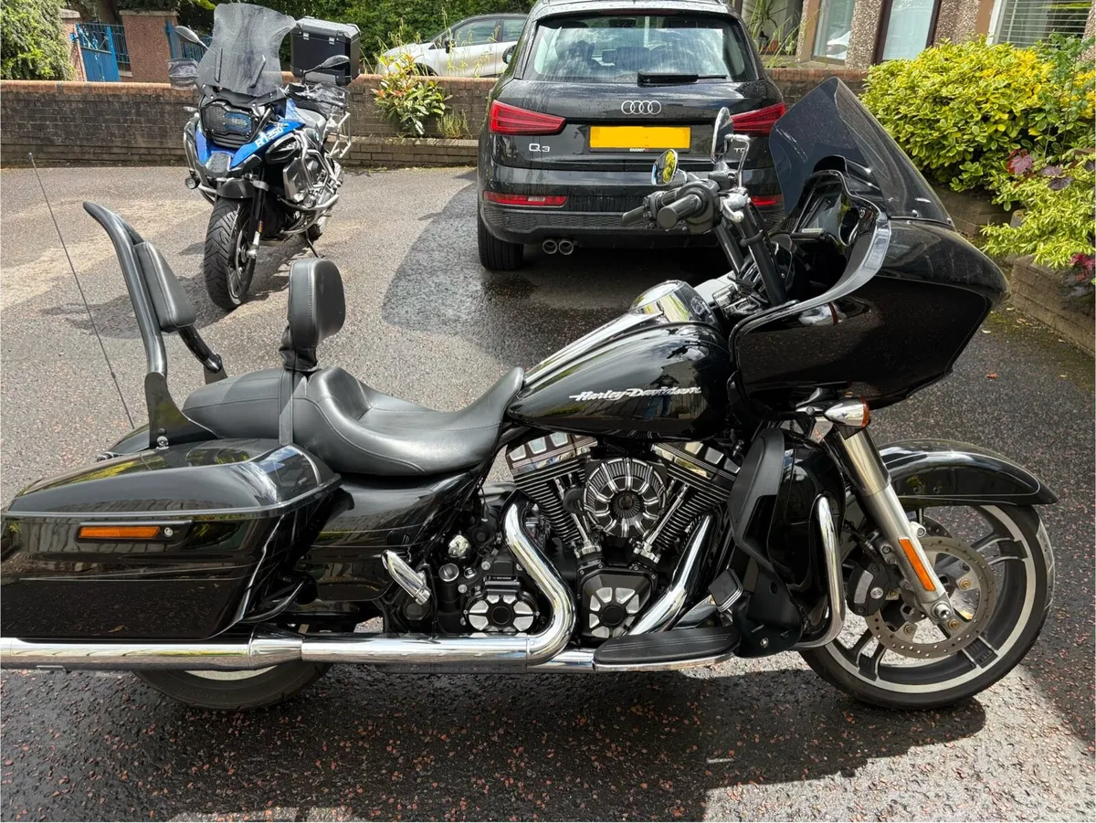 2015 (14MY) Harley Davidson Road Glide Special - Image 1