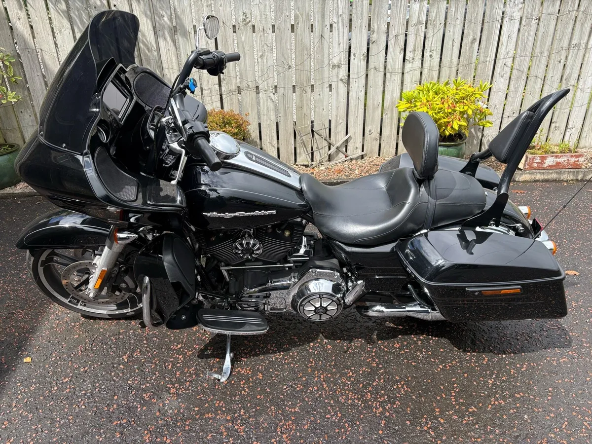 2015 (14MY) Harley Davidson Road Glide Special - Image 3