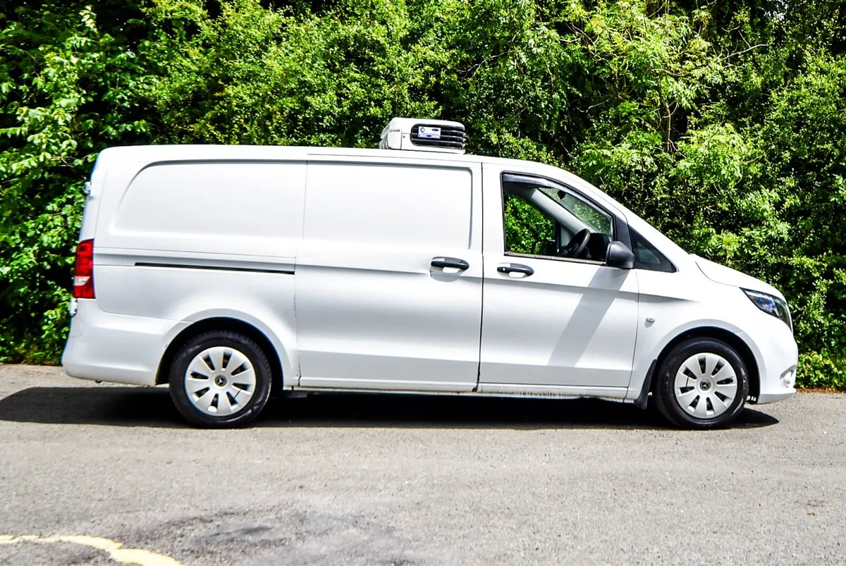 Mercedes-Benz Vito 114 Fridge Van - Image 2