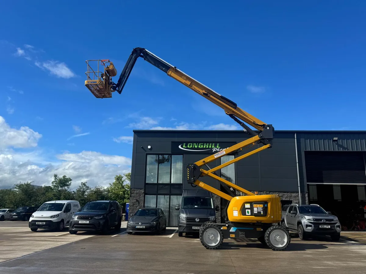 2023 20M ARTICULATED BOOM LIFT - Image 1