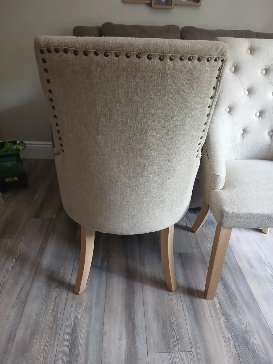 4 Beige Dining chairs ( table not inc ) - Image 2