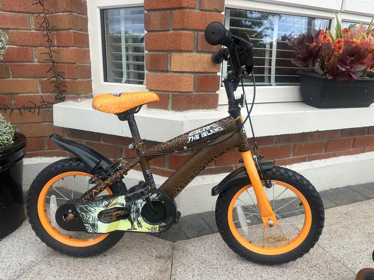 14inch boys bike - Image 1