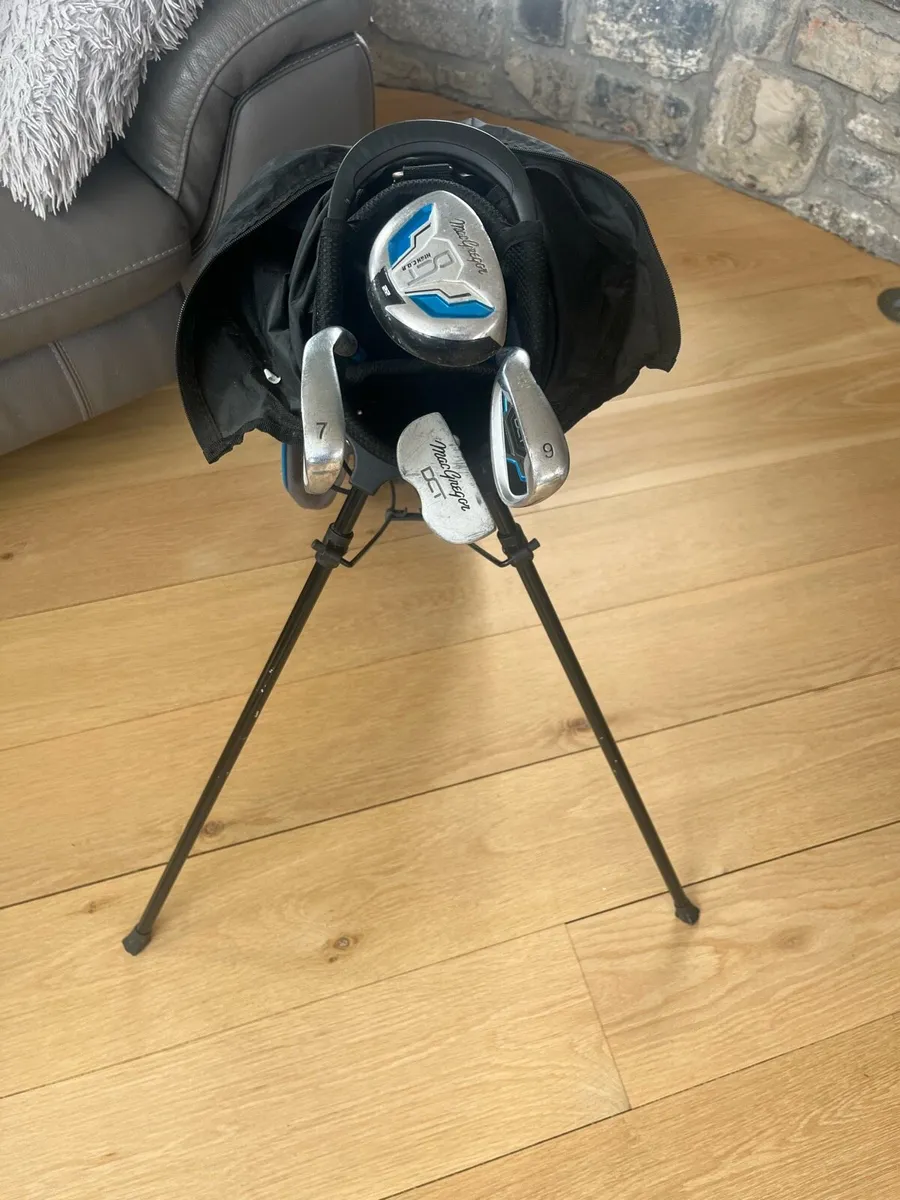 Golf bags and left handed clubs - Image 2