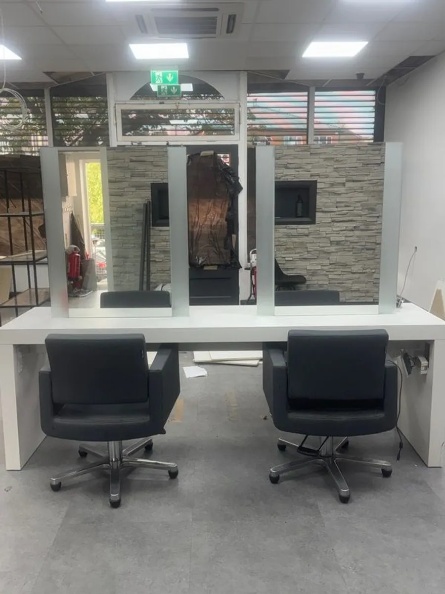 4 seater hair dressing island unit - Image 1